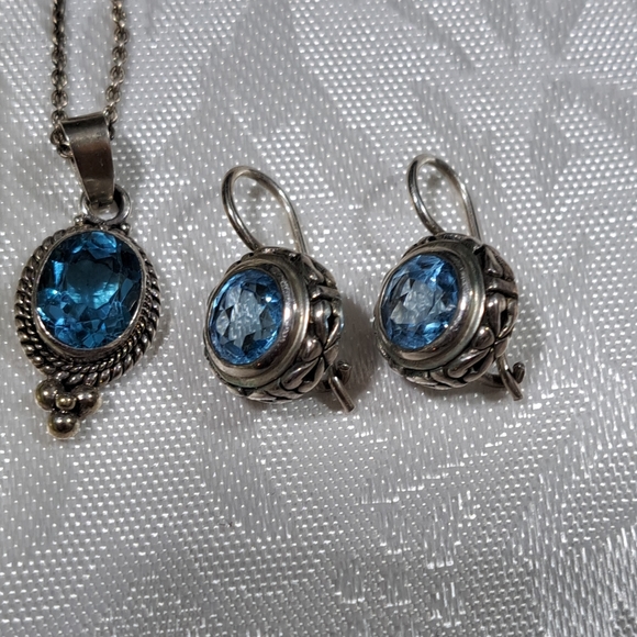 Vintage Sterling Silver genuine Aquamarine 20" necklace and earrings set - Picture 10 of 11